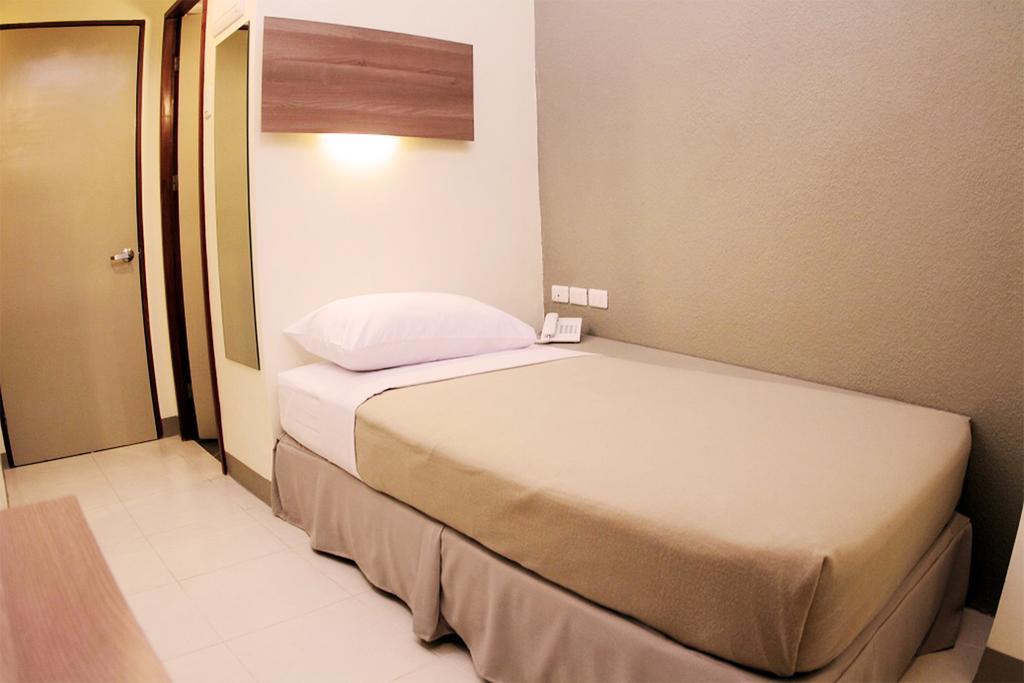 The Center Suites Cebu Buitenkant foto