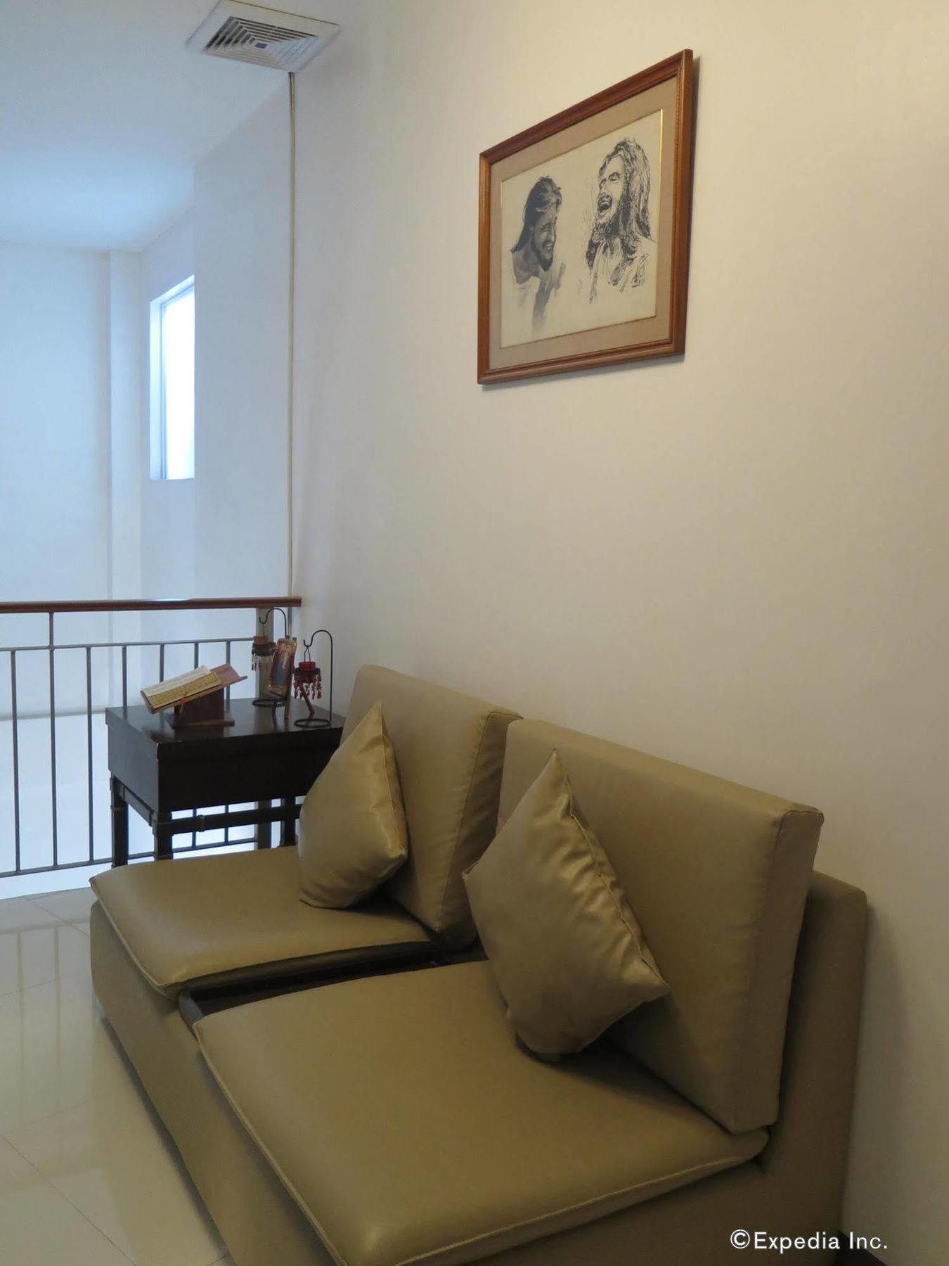 The Center Suites Cebu Buitenkant foto